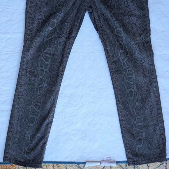 NDYJ Purple Skinny Snake print jeans size 6P - Picture 4 of 6